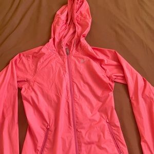 Nike wind breaker